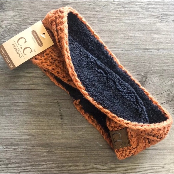 Sherpa Lined Winter Headband - Picture 7 of 8